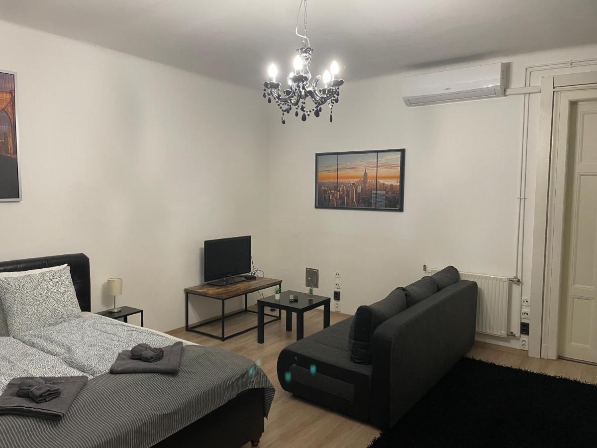 Cozy Apartment On Raday Corso Budapest Luaran gambar